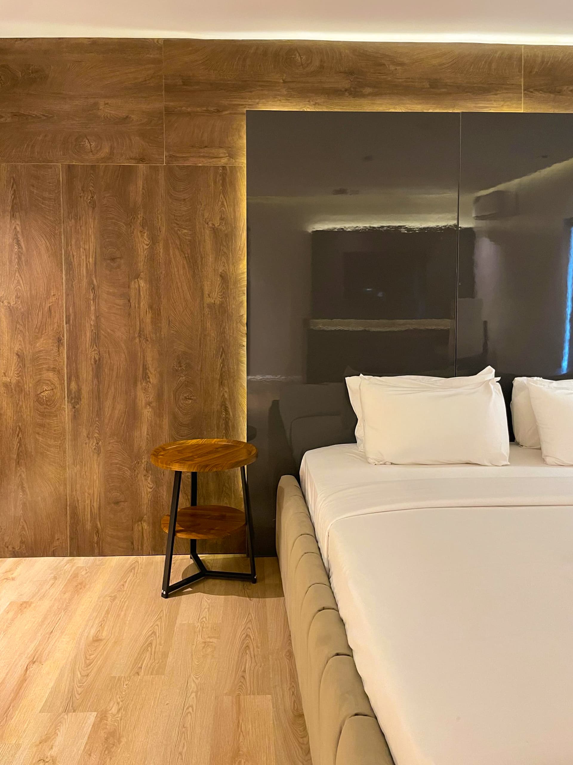 Studio Room — Room 105 at Tavern Residence, photo 6 of 9
