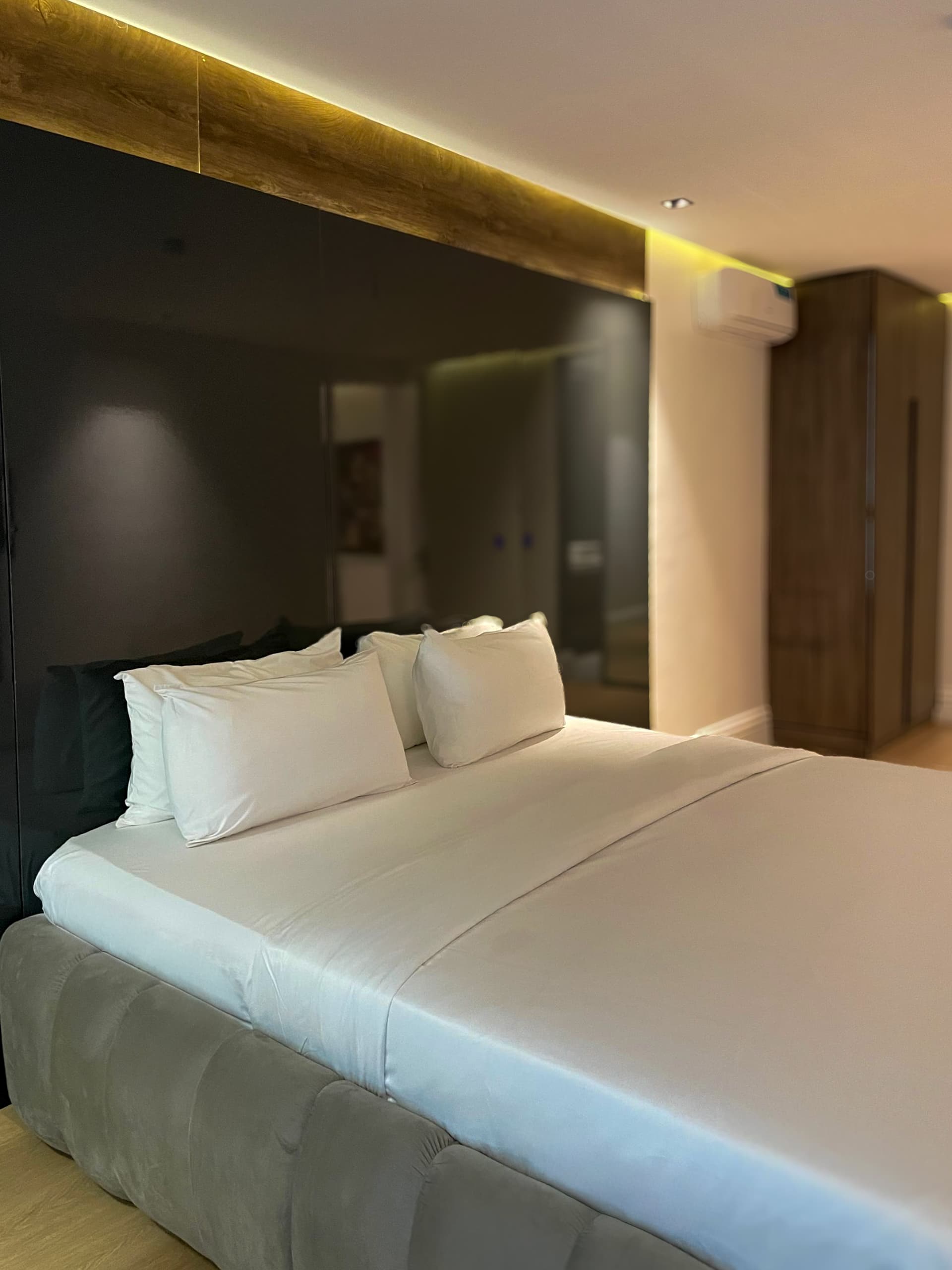 1-Bedroom Suite — Room 108 at Tavern Residence, photo 7 of 10