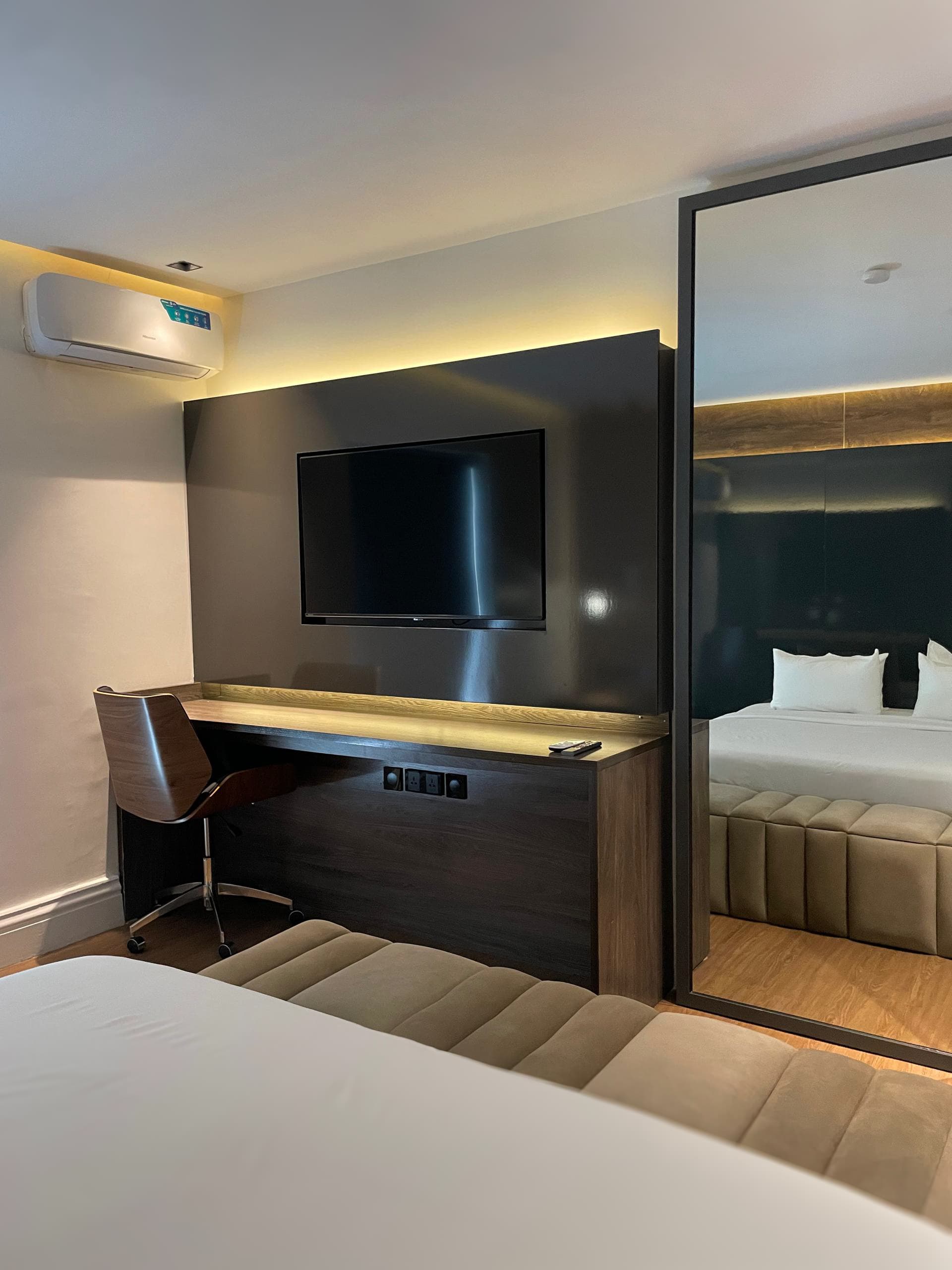 Studio Room — Room 110 at Tavern Residence, photo 6 of 11